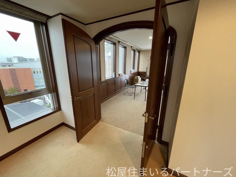 拡大写真:フリーダムビル 6階6の内観