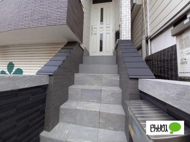 拡大写真:寝屋川市池田本町 1階1の外観