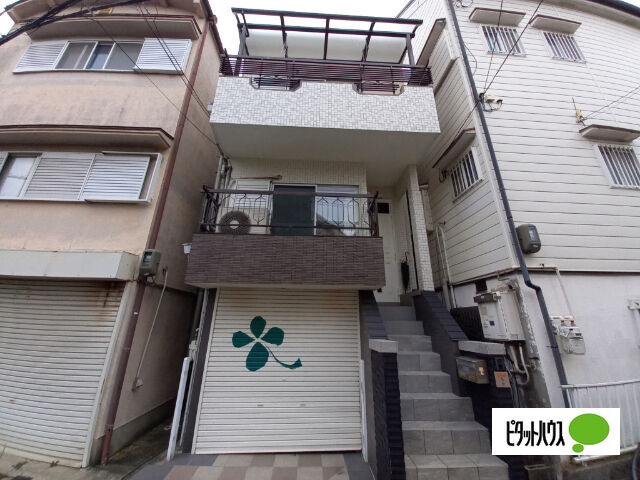 寝屋川市池田本町の外観