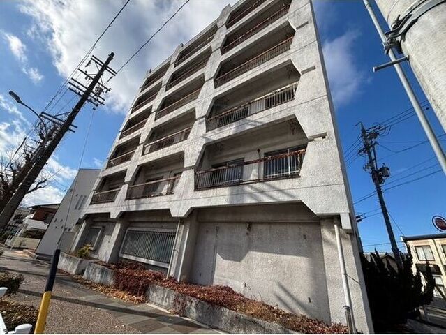 拡大写真:ウイング上飯田(旧三階橋ビル) 1Fの外観
