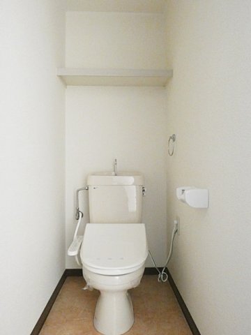 拡大写真:スカイヒルズ植田 4階402のトイレ
