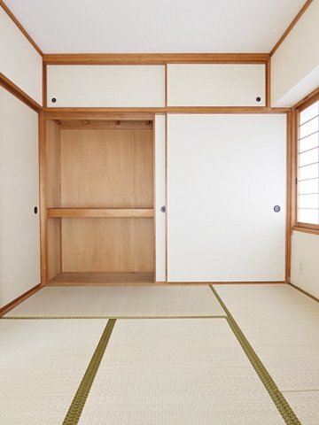 拡大写真:スカイヒルズ植田 4階402の和室