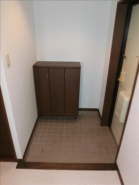 拡大写真:カオシンパレス 1階102の玄関収納です♪♪