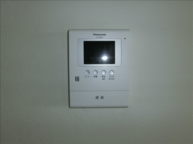 拡大写真:カオシンパレス 1階102のTVドアホンです☆