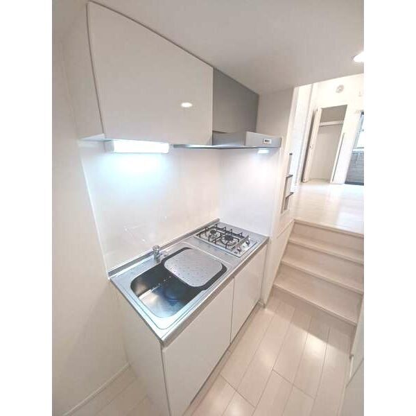 拡大写真:グランエスポワール鳴海 1階102のキッチン