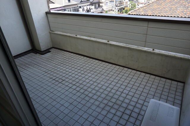拡大写真:コーポラス井の元 3階302のバルコニー