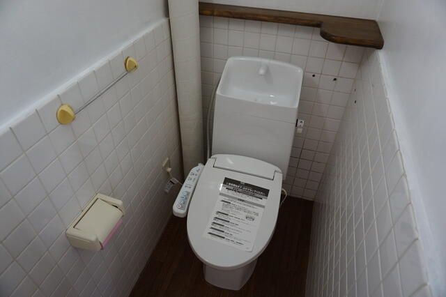 拡大写真:コーポラス井の元 3階302のトイレ