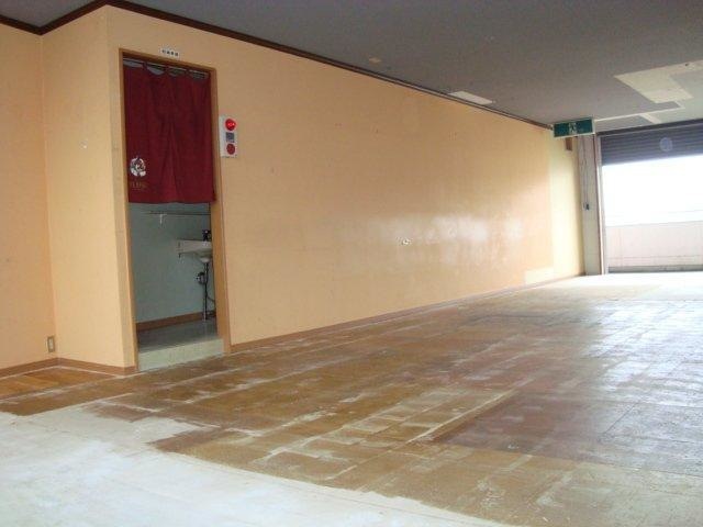 拡大写真:東海市荒尾町事務所(店舗利用可) 2階00002の内装