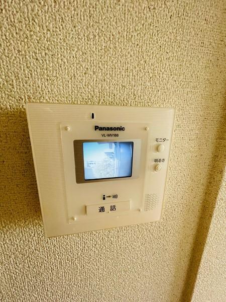 拡大写真:エルメゾン栗東 1階102のセキュリティ