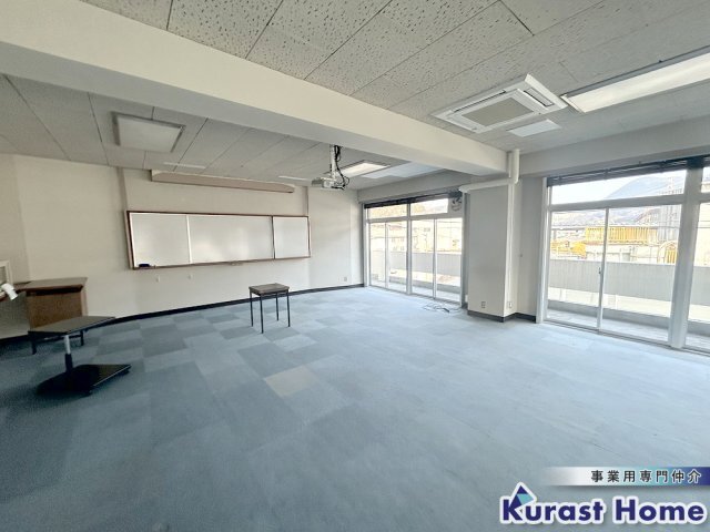 拡大写真:柏原市国分市場1丁目 地下1階1の内装