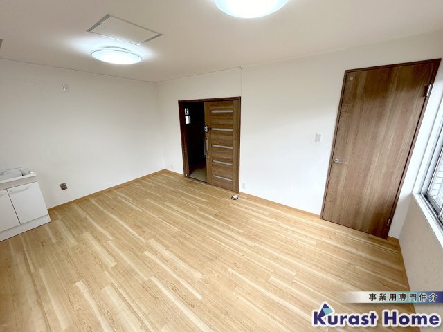 拡大写真:ユーリビル 2Fの内装