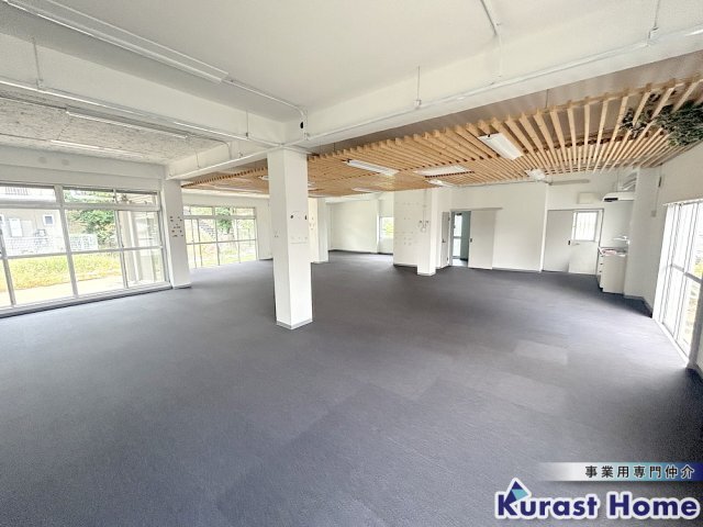 拡大写真：柏原市旭ヶ丘テナント 1階1の内装