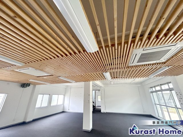 拡大写真：柏原市旭ヶ丘テナント 1階1の内装