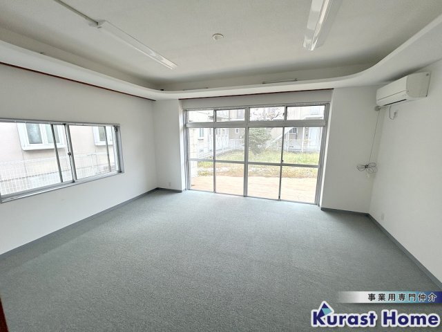 拡大写真：柏原市旭ヶ丘テナント 1階1の内装
