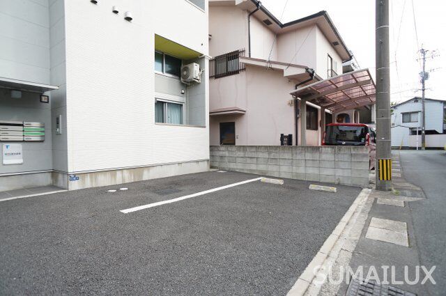 拡大写真:熊本市中央区岡田町 1階101の外観