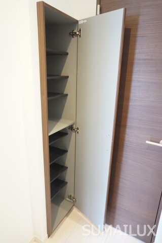 拡大写真:熊本市中央区九品寺3丁目 2階203の玄関