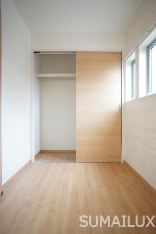 拡大写真: REGALEST東海学園前 2階202の収納