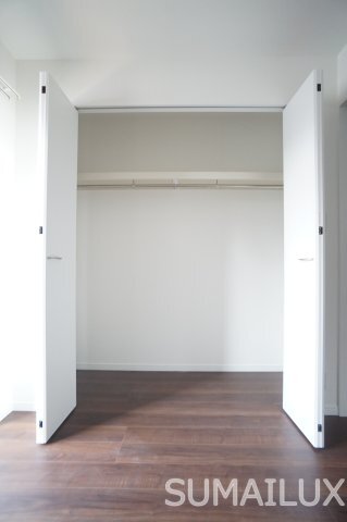 拡大写真:SunMark 京町本丁 2階202の玄関