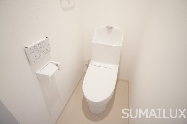 拡大写真:SunMark 京町本丁 2階202のトイレ