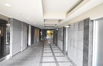 拡大写真:Dクラディア九品寺 5階507の玄関