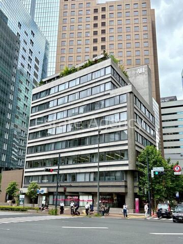 港区虎ノ門2丁目の外観