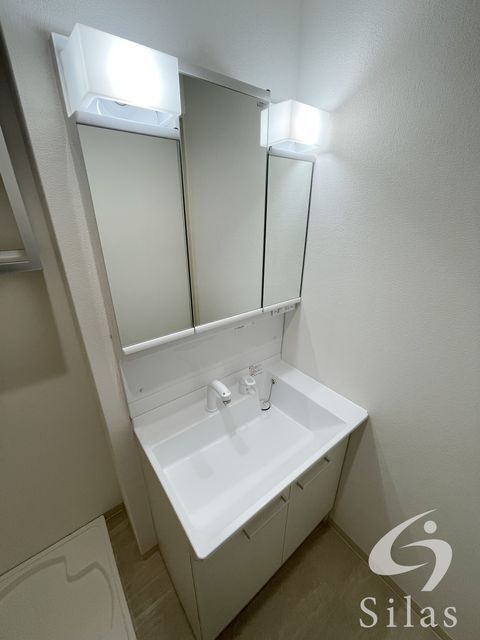 拡大写真:東大阪市出雲井本町 3階301の同仕様