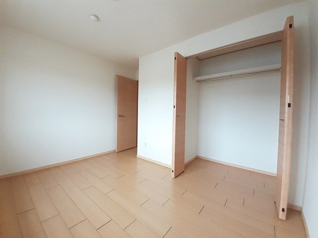 拡大写真:ヒューマンプレイス 3階302の大きなスペースがあり、収納には困りません