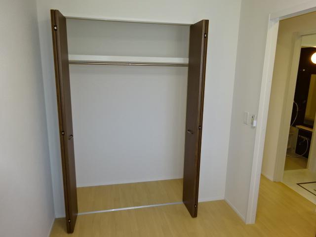 拡大写真:プランドール三木 2階202の収納