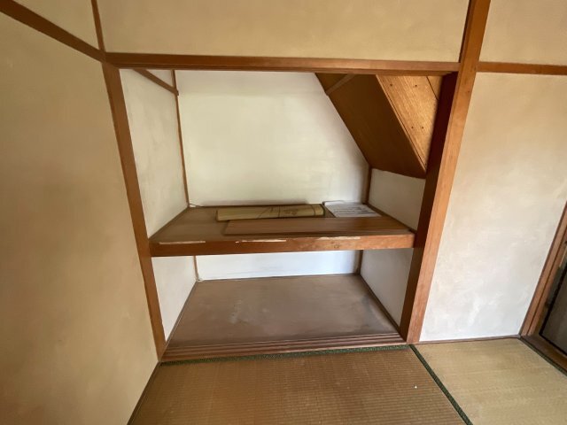 拡大写真:魚住町西岡貸家 1の収納