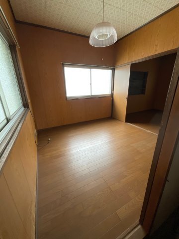 拡大写真:魚住町西岡貸家 1の洋室