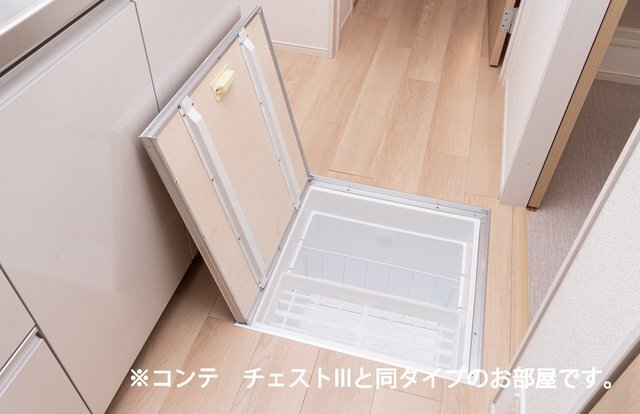 拡大写真:ヒカルサ加古川別府 1階103の専用の収納スペースです