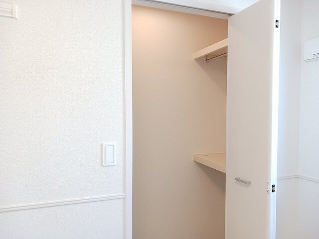 拡大写真:PUNANA 2階202の専用の収納スペースです