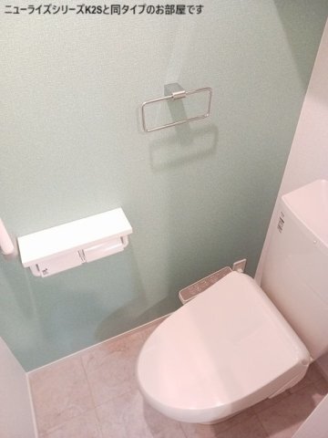 拡大写真:プロスペリテⅤ B棟 1階103のコンパクトで使いやすいトイレです