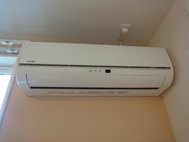 拡大写真:リティラ 1階102のエアコン