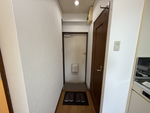 拡大写真：グレートマンションＡＭ 3階302のゆったりとした玄関です