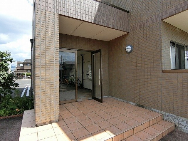 拡大写真:セレニータC 1階101のエントランスです