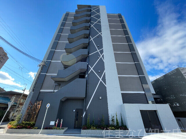 拡大写真:S-RESIDENCE安城adorable 10階1008の建物外観
