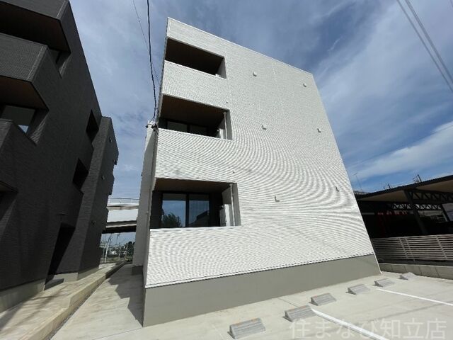 拡大写真:Jack kamishigeharaⅡ 1階102の建物外観