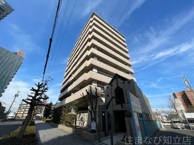 拡大写真:グローリアス三河安城第二 2階200の建物外観