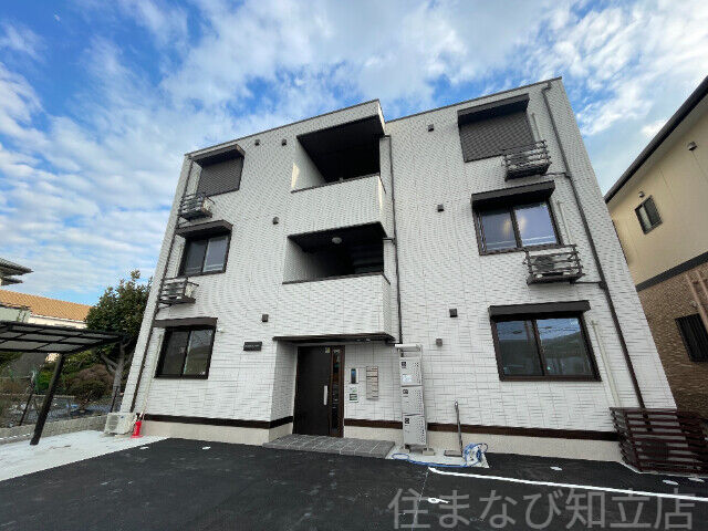 D-avance二本木新町の外観