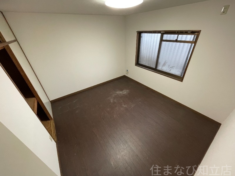 拡大写真:リアン久米 3階302の寝室