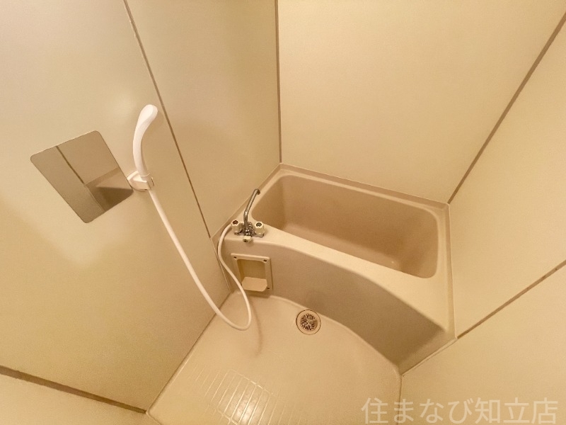 拡大写真:テルミーヌシャンブル 1階106のバス