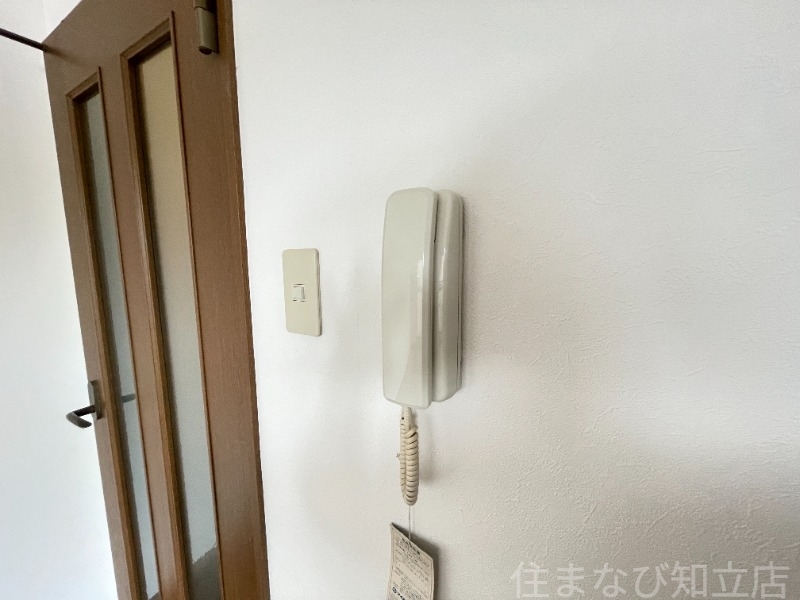 拡大写真:テルミーヌシャンブル 1階106のセキュリティ