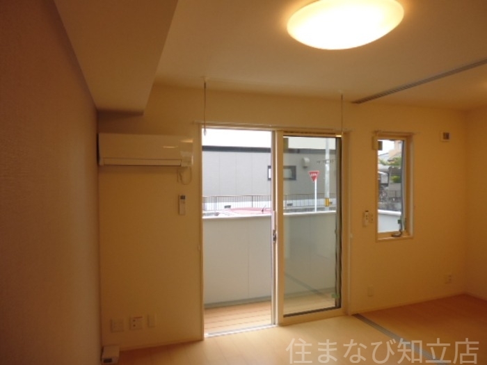 拡大写真:エテルニタ富士松駅 1階102の内観