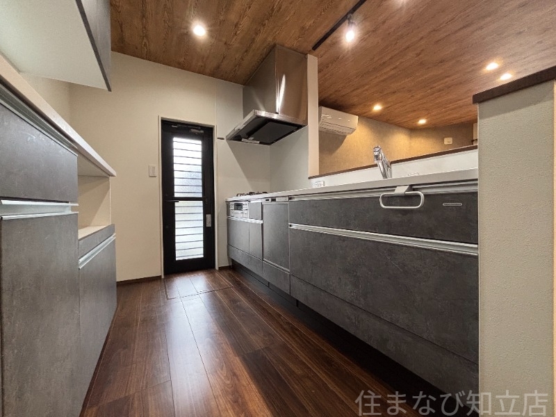 拡大写真:山町大林戸建 1階1のキッチン