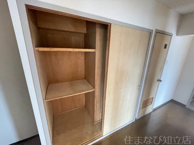 拡大写真:第3新安城ビル 4階4Bの収納