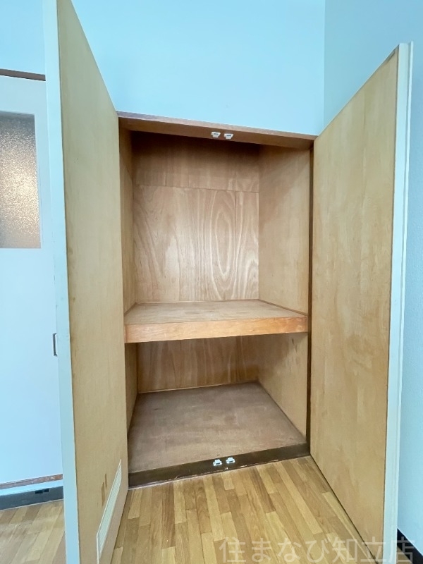 拡大写真:パレス 三宝 6階608の別部屋写真