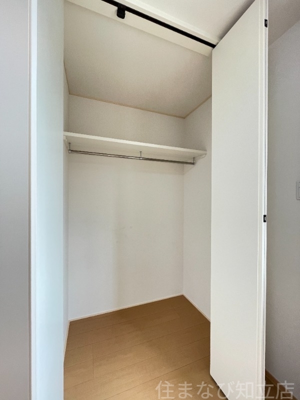 拡大写真:昭和町戸建 1階1の収納