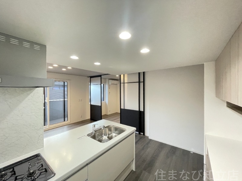 拡大写真:D-avance二本木新町 3階301の同型写真