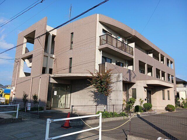 クレールコートの外観